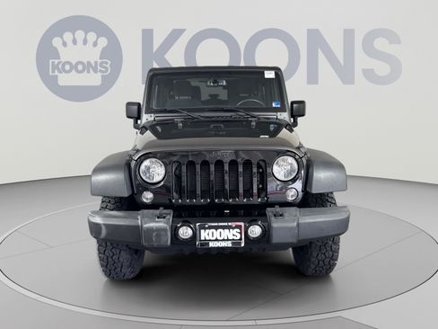 Used 2018 Jeep Wrangler Sport AWD/4WD image 11