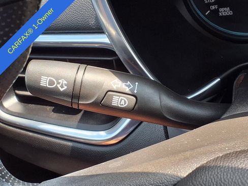 Used 2020 Chevrolet Equinox LT FWD image 22