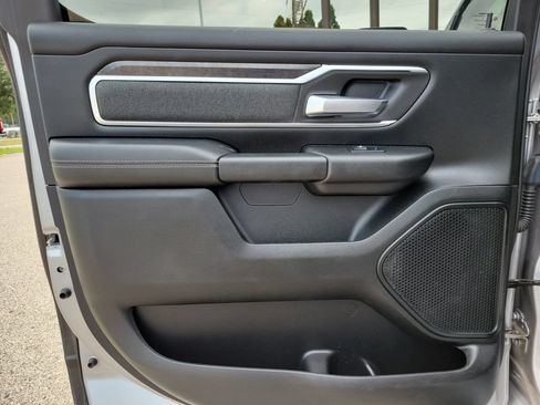 Used 2019 RAM 1500 Big Horn AWD/4WD image 11