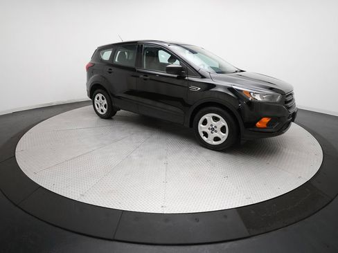 Used 2019 Ford Escape S image 33