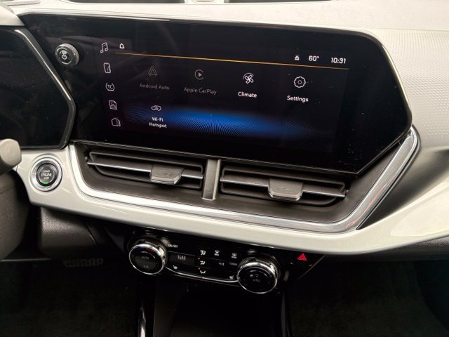 Used 2025 Chevrolet Trax LT w/ Driver Confidence Package FWD image 29