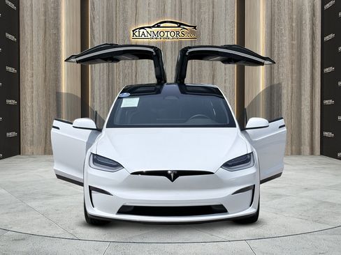 Used 2023 Tesla Model X AWD/4WD image 21