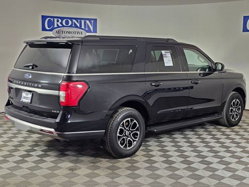 Used 2023 Ford Expedition Max XLT image 5