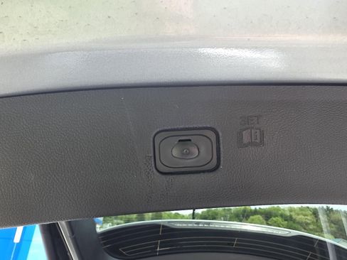 Used 2024 Ford Edge Titanium AWD/4WD image 34