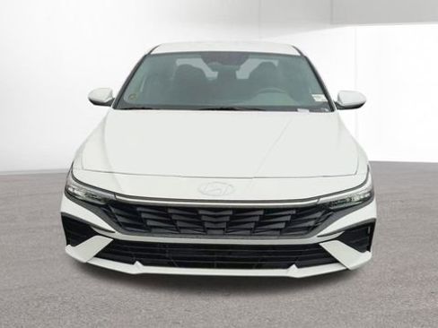 New 2026 Hyundai Elantra Blue image 3