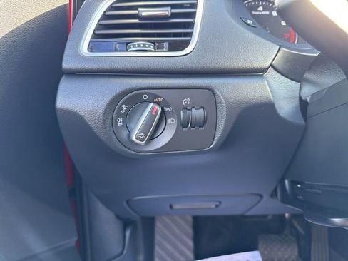 Used 2016 Audi Q3 2.0T Prestige w/ Prestige Package image 23