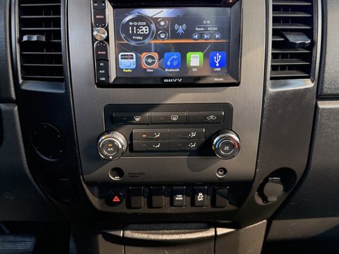 Used 2012 Nissan Titan SV image 29