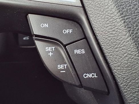 Used 2018 Ford Fusion SE w/ Equipment Group 602A FWD image 21