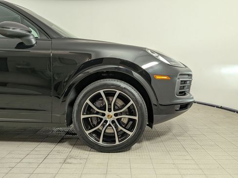 Certified 2023 Porsche Cayenne Platinum Edition AWD/4WD image 11