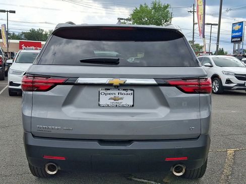 Used 2023 Chevrolet Traverse LT AWD/4WD image 5