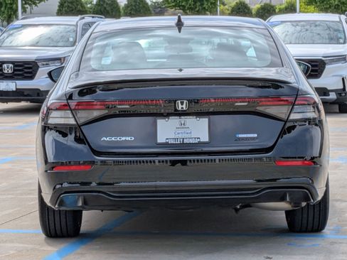 Certified 2023 Honda Accord Sport image 8