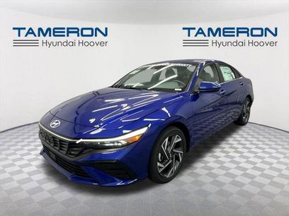 New 2025 Hyundai Elantra SEL w/ Cargo Package