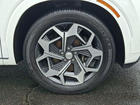 Used 2021 Hyundai Palisade Calligraphy image 8