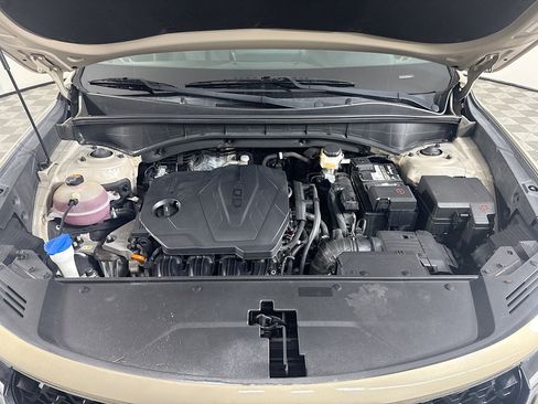 Used 2021 Kia Sorento LX image 38