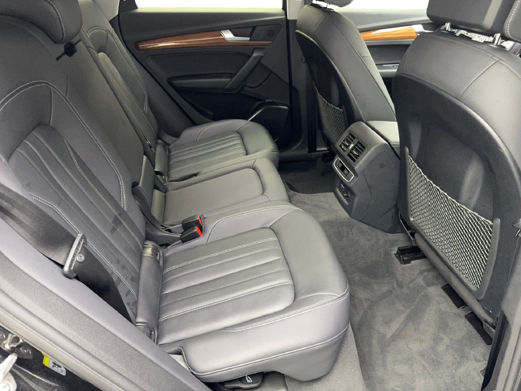 Used 2023 Audi Q5 2.0T Premium w/ Convenience Package AWD/4WD image 41