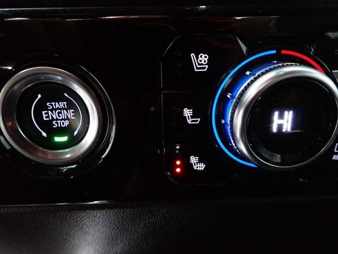 Used 2023 GMC Sierra 1500 SLT w/ SLT Premium Package image 33