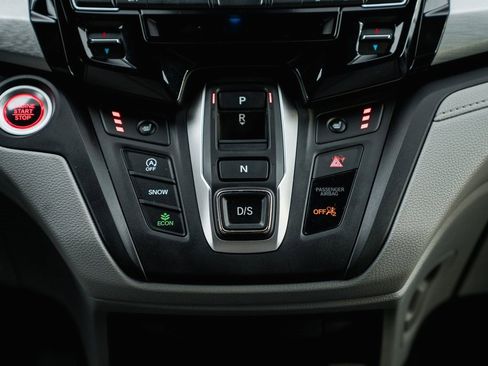 Used 2024 Honda Odyssey EX-L image 37