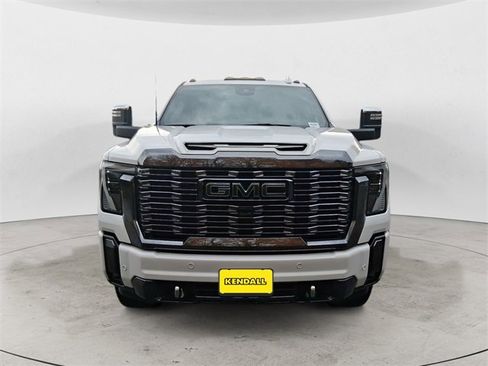 Certified 2024 GMC Sierra 3500 Denali Ultimate image 8