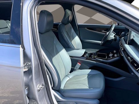 Used 2021 Lincoln Nautilus Reserve image 7