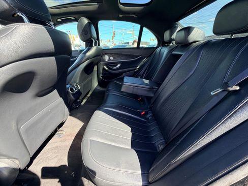 Used 2019 Mercedes-Benz E 300 4MATIC w/ Premium 1 Package image 24