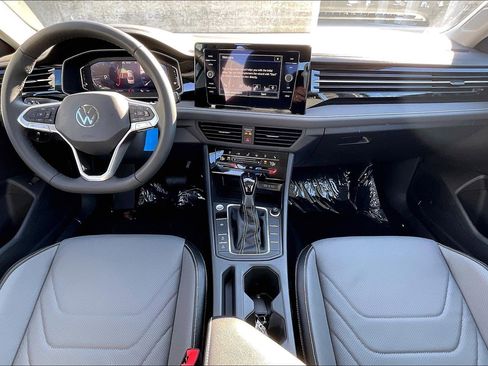 New 2026 Volkswagen Jetta SEL image 4