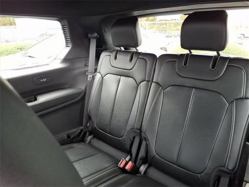 Used 2024 Jeep Grand Cherokee L Limited w/ Black Appearance Package image 8