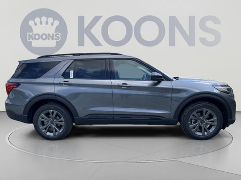 New 2026 Ford Explorer Active w/ Active Comfort Package AWD/4WD image 8