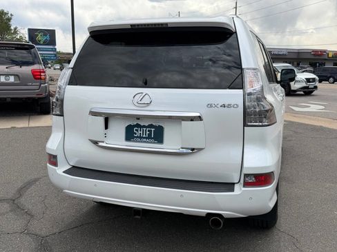 Used 2018 Lexus GX 460 Premium w/ Premium Package AWD/4WD image 16