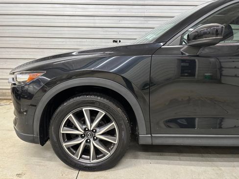 Used 2018 MAZDA CX-5 Touring w/ Preferred Equipment Package AWD/4WD image 4