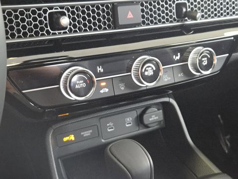 New 2026 Honda Accord SE image 17