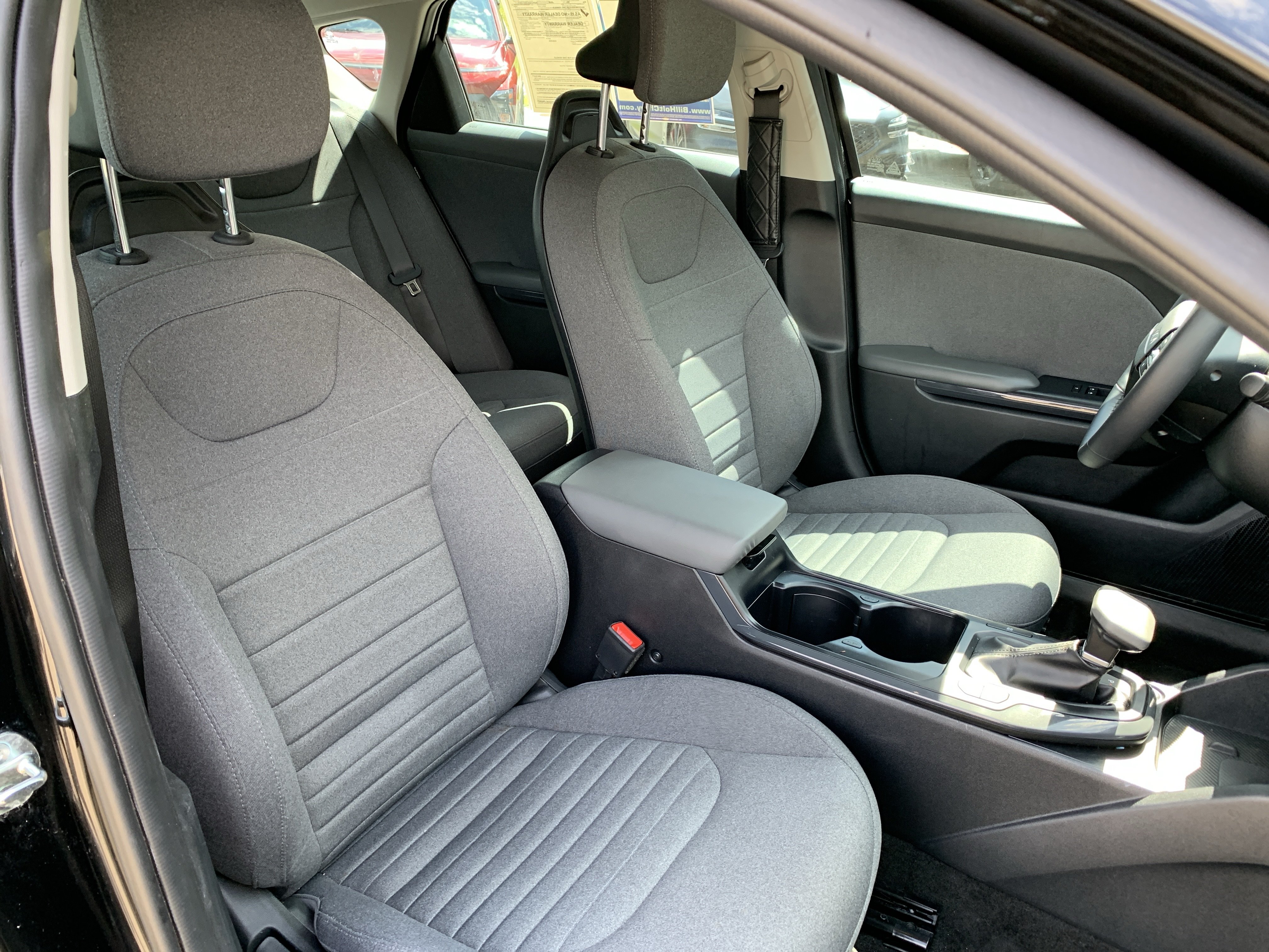 Used 2025 Kia K4 EX FWD image 35