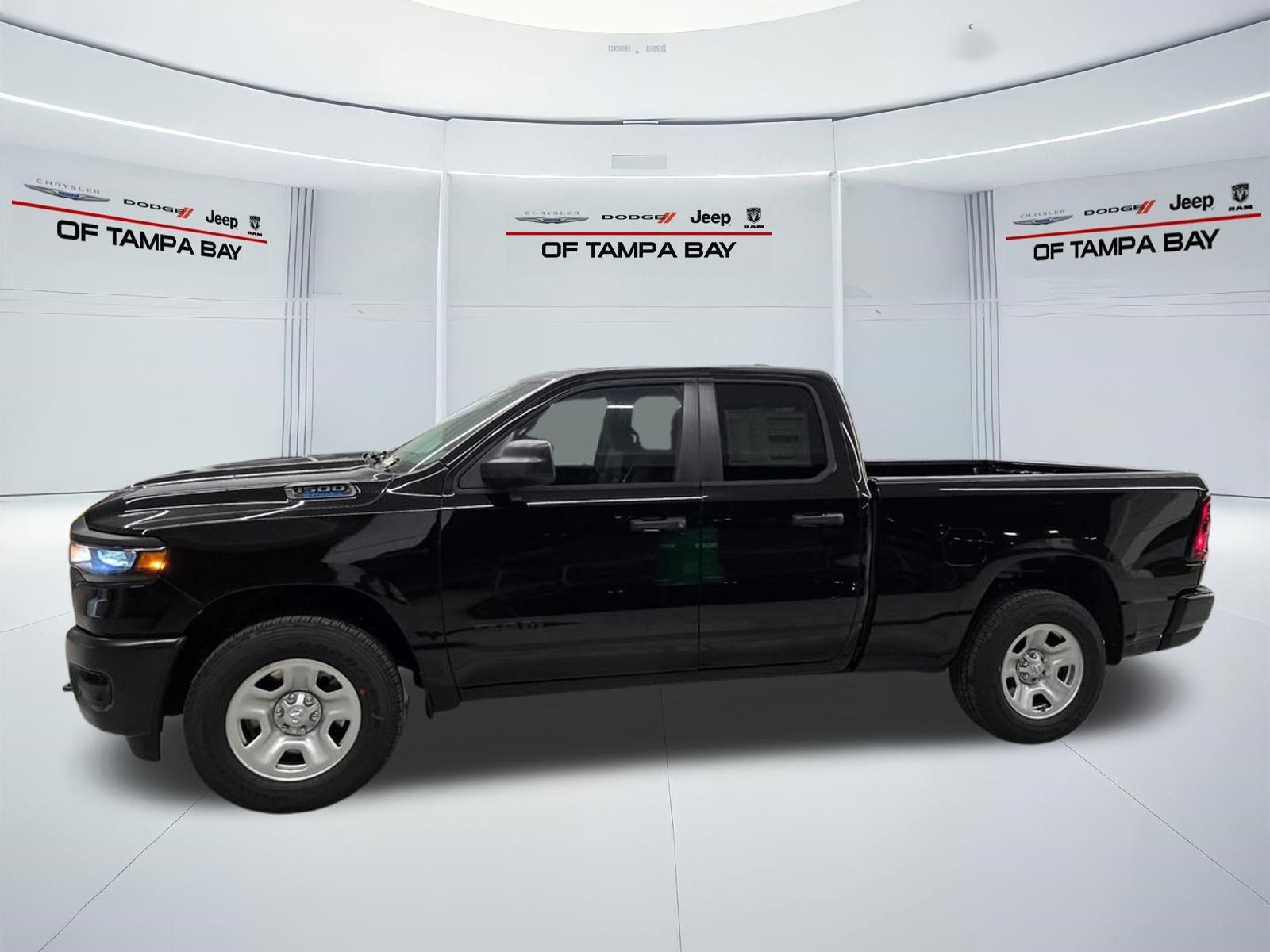 New 2026 RAM 1500 Tradesman AWD/4WD image 3