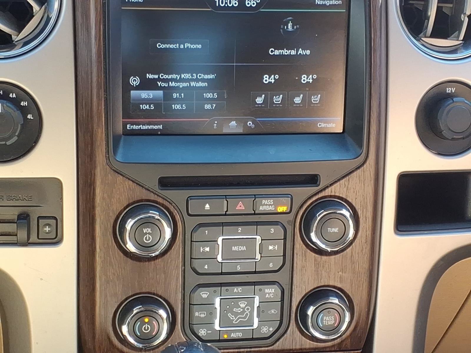 Used 2013 Ford F150 Lariat w/ Mid Equipment Group AWD/4WD image 7