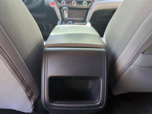 Used 2018 Honda Accord LX image 19
