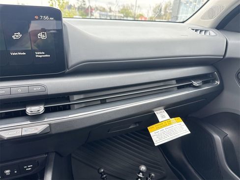 New 2025 Kia K4 EX image 10