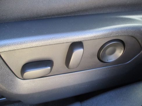 Used 2025 Buick Envision Sport Touring AWD/4WD image 34