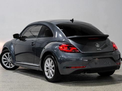 Used 2018 Volkswagen Beetle 2.0T S FWD image 8