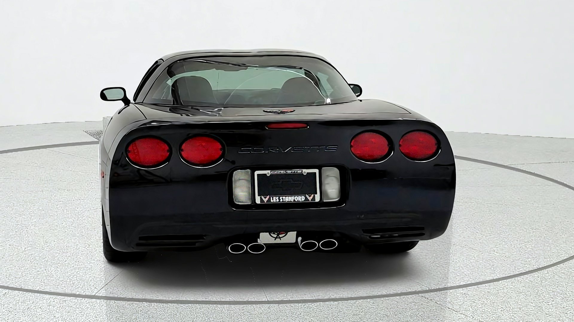 Used 2004 Chevrolet Corvette Coupe RWD image 4