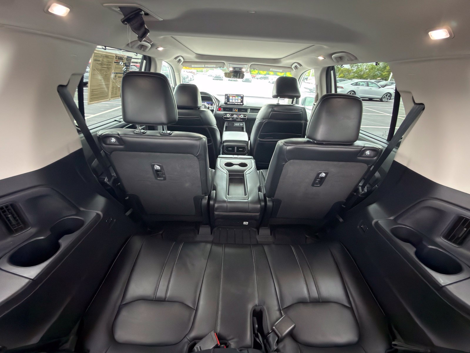 Used 2023 Honda Pilot Elite image 30