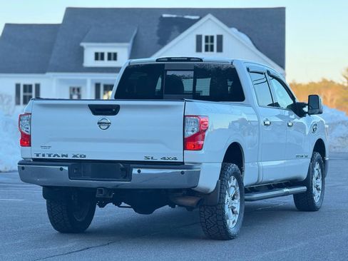Used 2016 Nissan Titan SL image 8