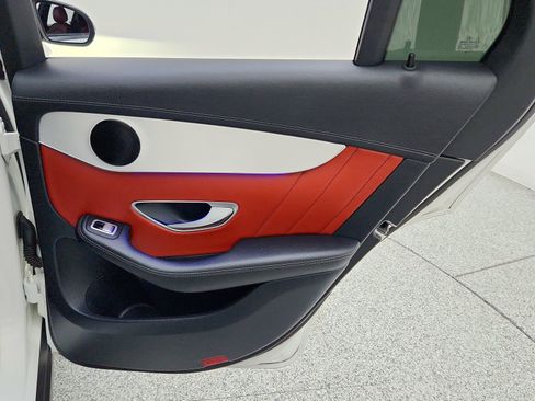 Certified 2022 Mercedes-Benz GLC 43 AMG 4MATIC image 30