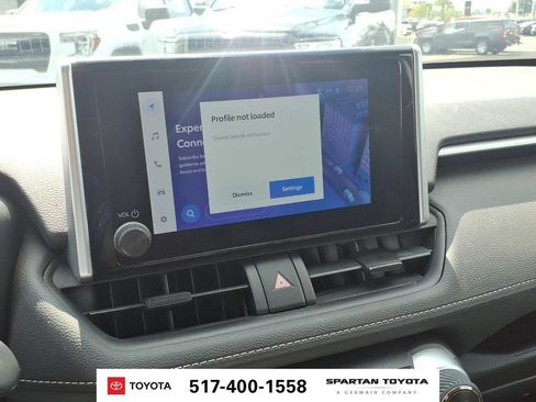 Used 2023 Toyota RAV4 XLE AWD/4WD image 20