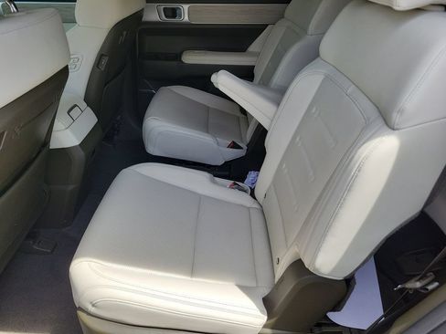 Used 2025 Hyundai Santa Fe Calligraphy AWD/4WD image 13