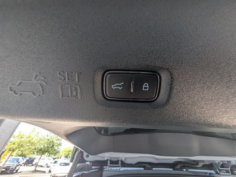 New 2027 Ford Expedition Platinum w/ Stealth Appearance Package AWD/4WD image 11