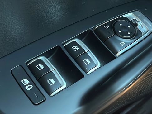 New 2026 Kia K5 LXS FWD image 19