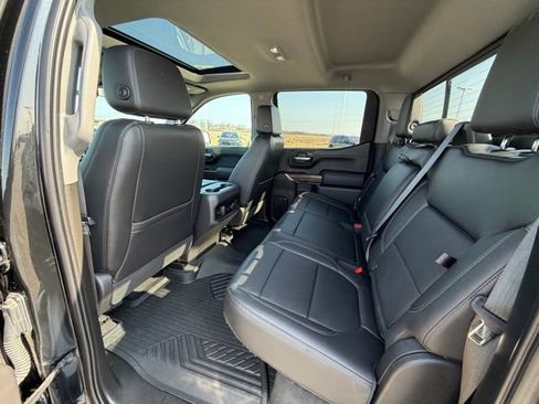 Used 2020 Chevrolet Silverado 1500 LT Trail Boss w/ Midnight Edition image 19