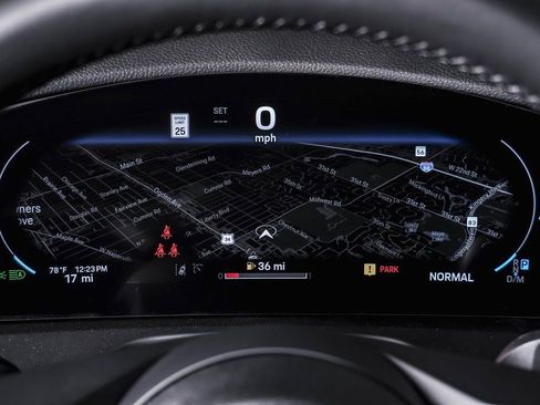 New 2025 Porsche Panamera 4 image 21