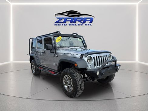 Used 2014 Jeep Wrangler Unlimited Rubicon w/ Connectivity Group AWD/4WD image 9