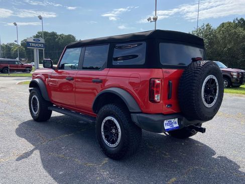 Used 2023 Ford Bronco Black Diamond w/ Sasquatch Package AWD/4WD image 5
