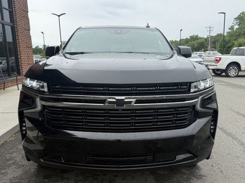Used 2022 Chevrolet Suburban RST w/ Luxury Package RWD image 9